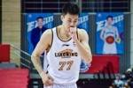 媒体人：张镇麟今晚因伤缺席与北控队的比赛